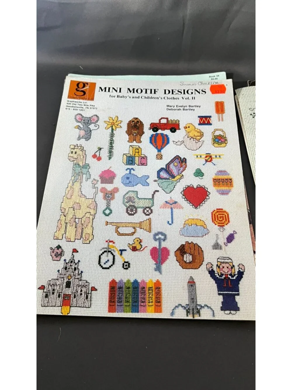 10 Leisure Arts Cross-Stitch Book Lot - Animal Seasonal & Baby
